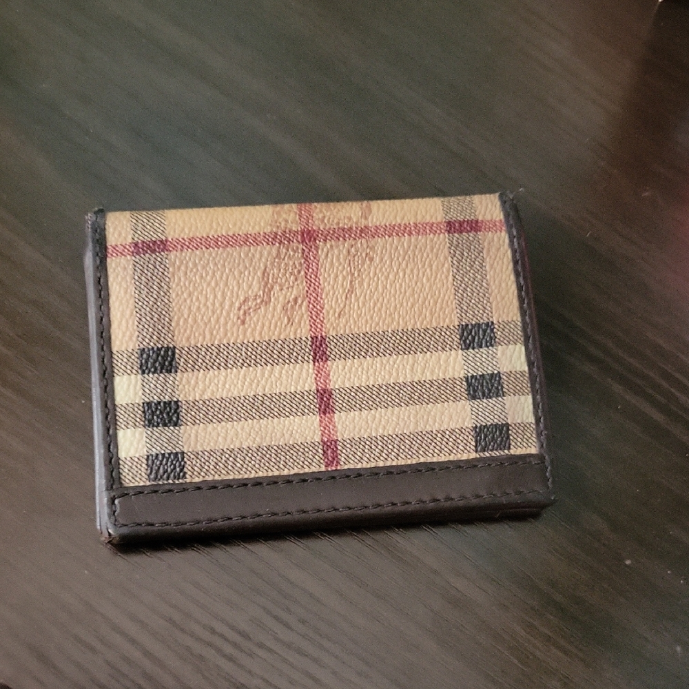 Burberry Haymarket signature print designer Card Holder